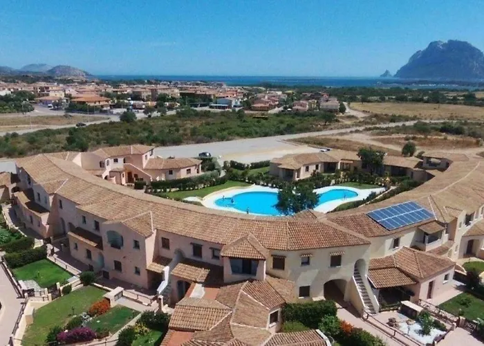 Residence Le Ginestre / Ataras