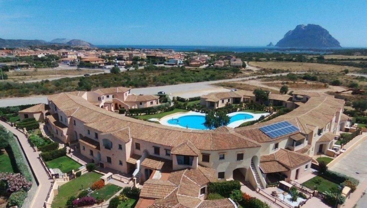 Le Ginestre / Ataras Vakantiehuis Porto San Paolo (Sardinia)